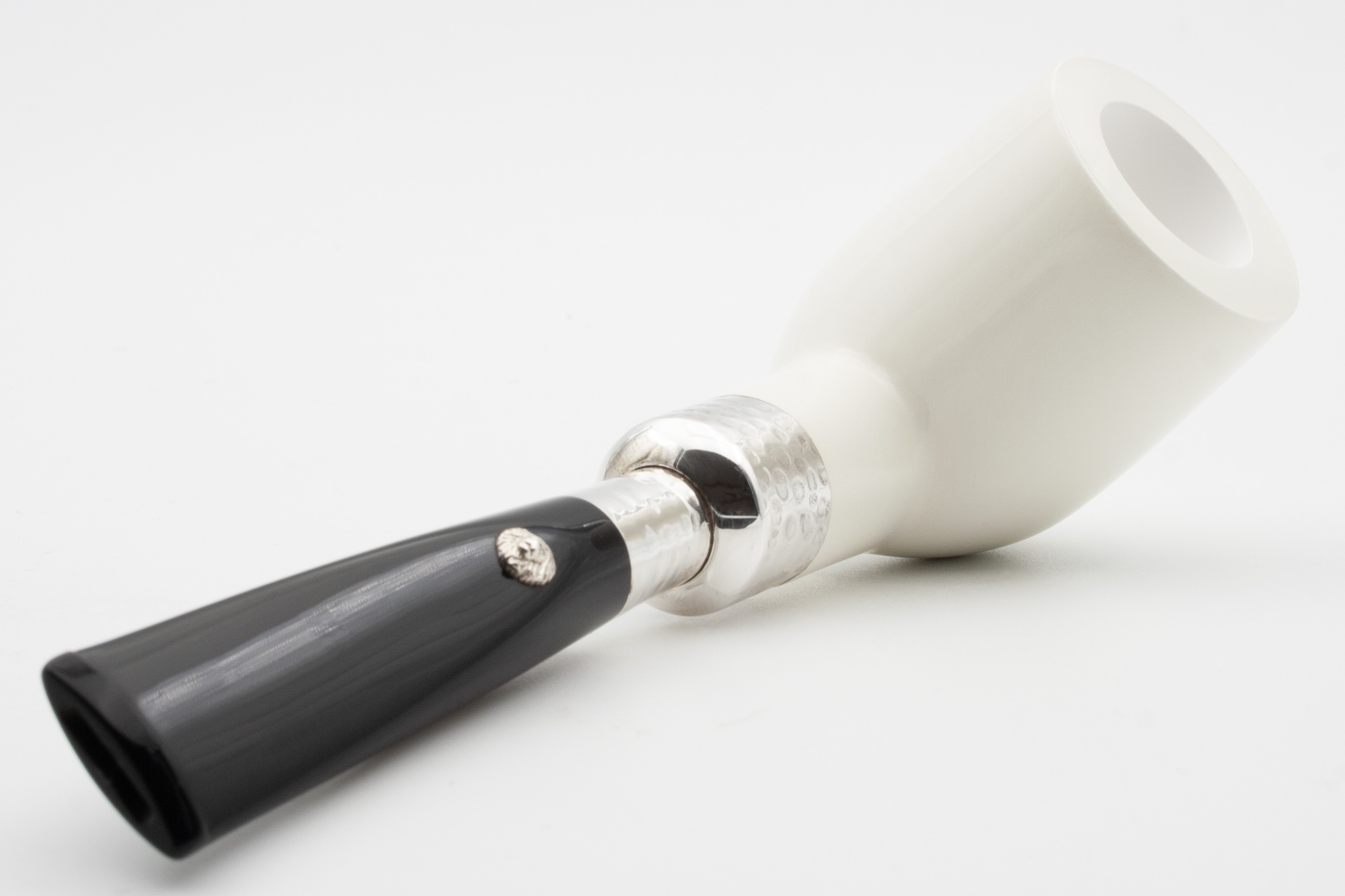 Barling 1812 - Ivory Spigot Straight Smooth Barling 1812 - Ivory Spigot Straight Smooth