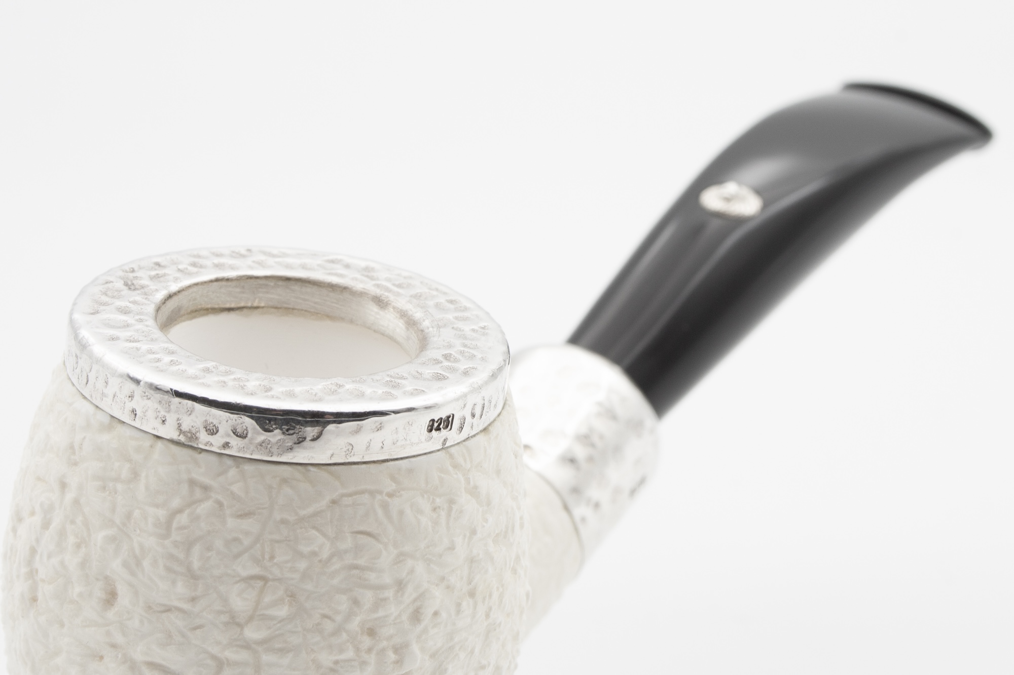 Barling 1812 - Ivory Cap Bent Rustic Barling 1812 - Ivory Cap Bent Rustic